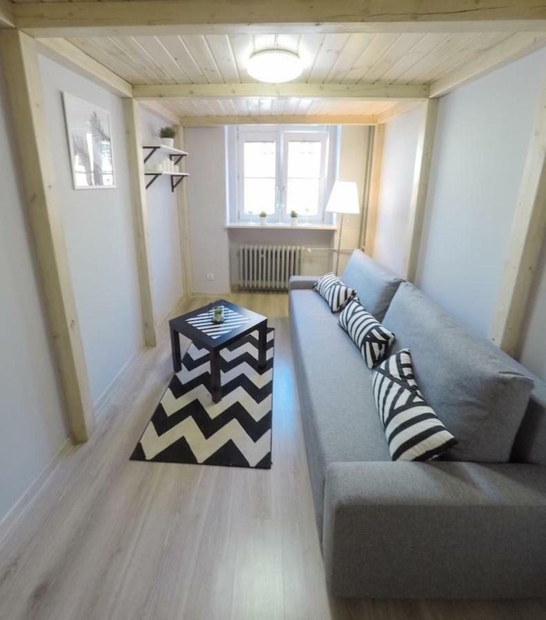 Rynek 20/21 -Cosy New Apartment On The Market Square - 4 Bedrooms - 8 People Вроцлав Екстер'єр фото